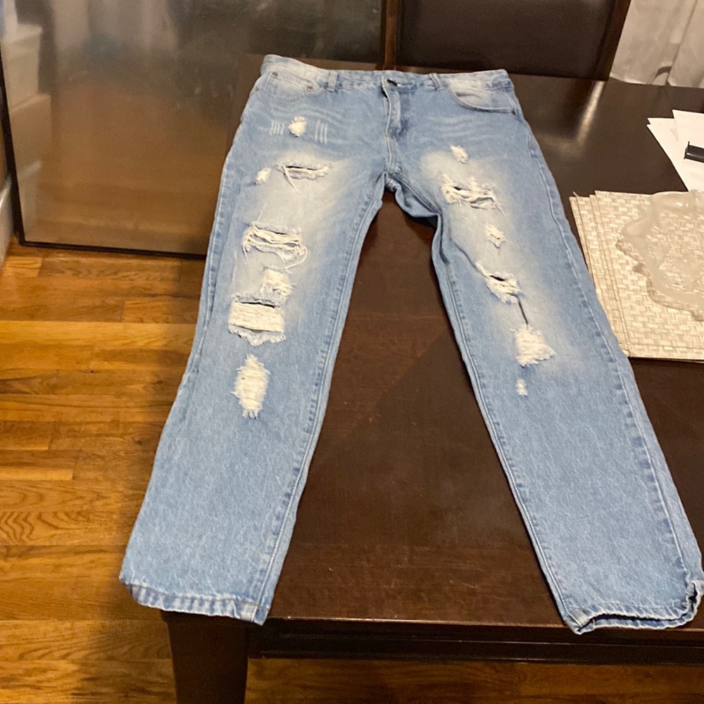Waist 34| Ripped Jeans| Slightly Used